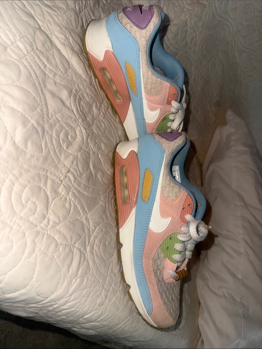 Womens Nike Airmax 90 "sun club" special edition 1/18/22-3/19/22